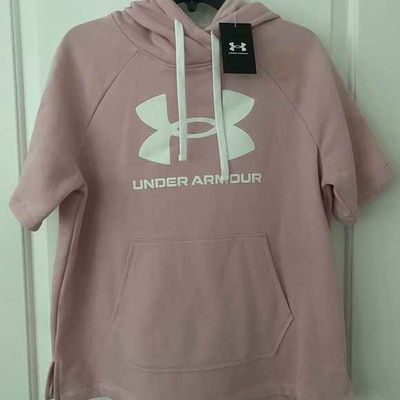 Under Armour hoodie and matching shorts set - Picture 3 of 3